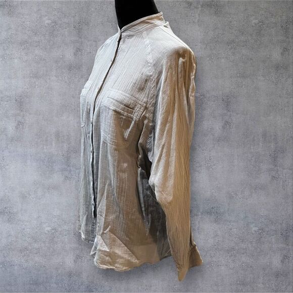 Staring at Stars Light Gray Shirt - Picture 4 of 9